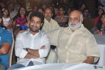 Yevade-Subramanyam-Movie-Audio-Launch